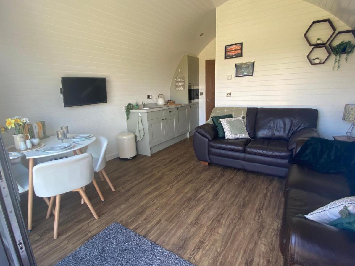 1-Bed Pod Cabin In Beautiful Surroundings Wrexham Ngoại thất bức ảnh